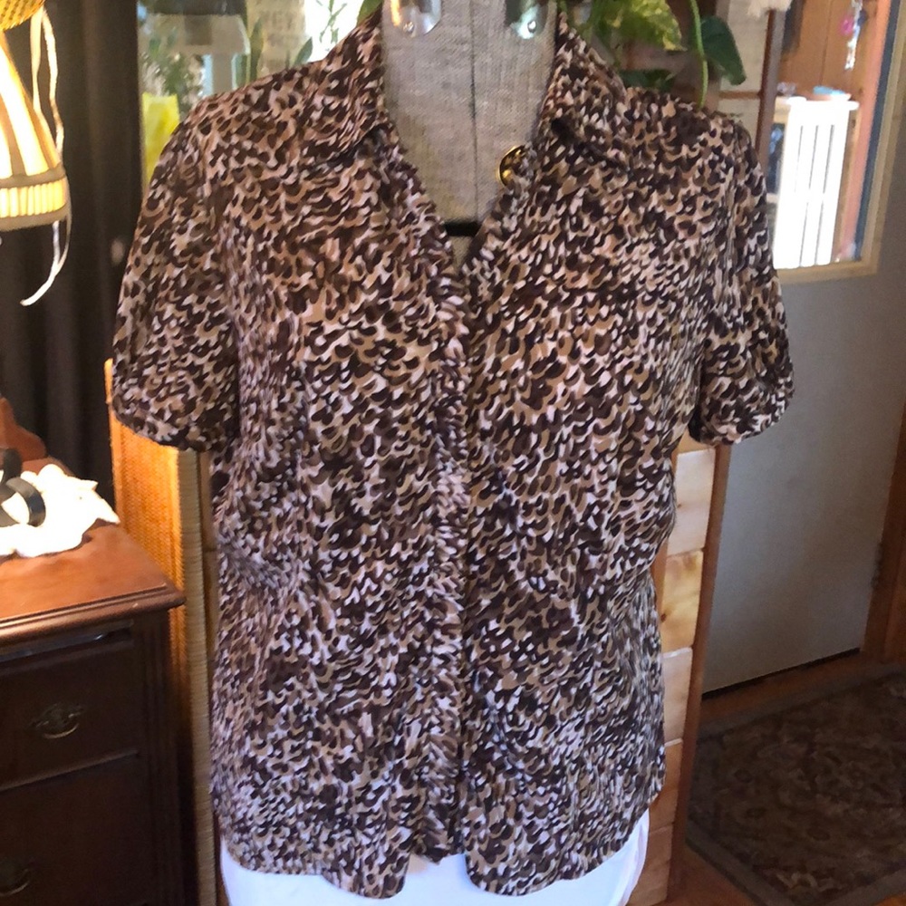 Ladies size LP blouse from East fifth